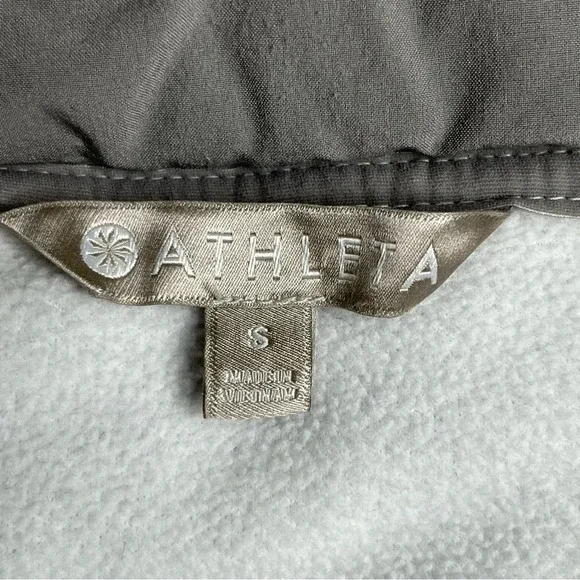 Athleta Victory Primaloft Full Zip Hooded Jacket in Heather Gray Size Small - Picture 11 of 15
